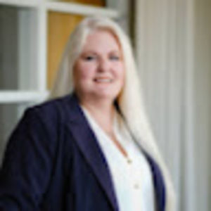 Meet your Posher, Lydia